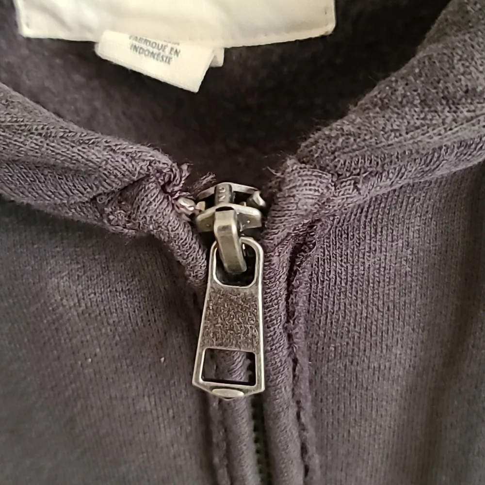 AE zipper hoodie - Picture 3 of 8